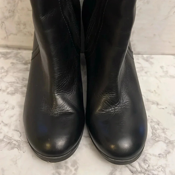 Marc Fisher Women's Kattie Ankle-Boots Black Leather Size 8 - Picture 4 of 11